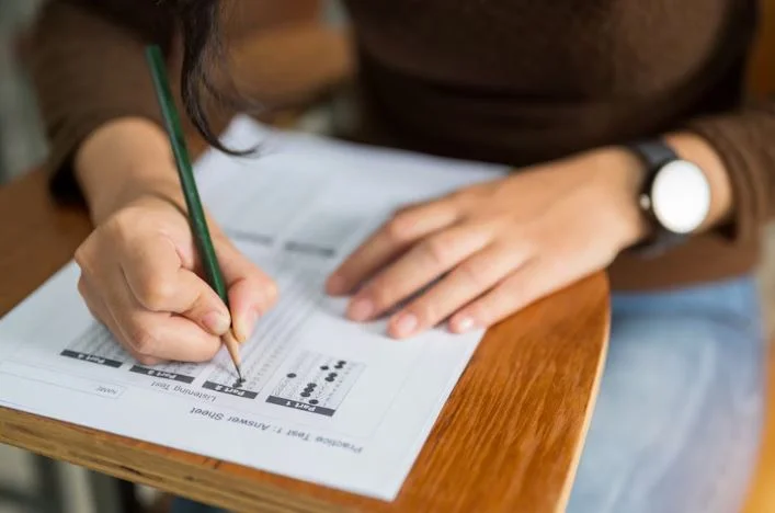 امتحانات شبه نهایی چیست ؟